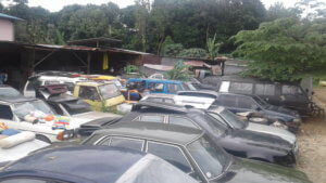 pusat jual beli mobi dalam kondisi apapun.sudah lama nongkrong.mati total.x laka/taksi.tabrakan.kebanjiran.kebakar.surat hilang Dll.