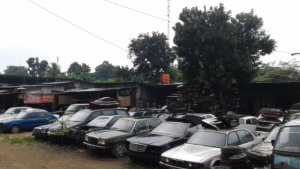 terima jual beli mobil dalam kondisi apapun.sudah lama nongkrong.mati total.x taksi/laka.kebakar.tabrakan.kebanjiran.surat hilang Dll.